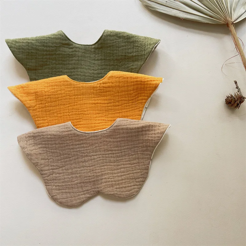 Baberos de algodón de gasa con pétalos para bebé, 3 uds., estampado para recién nacido, niño y niña, paño para eructar de alimentación de 0 a 2 años, toalla suave para Saliva, Bandana