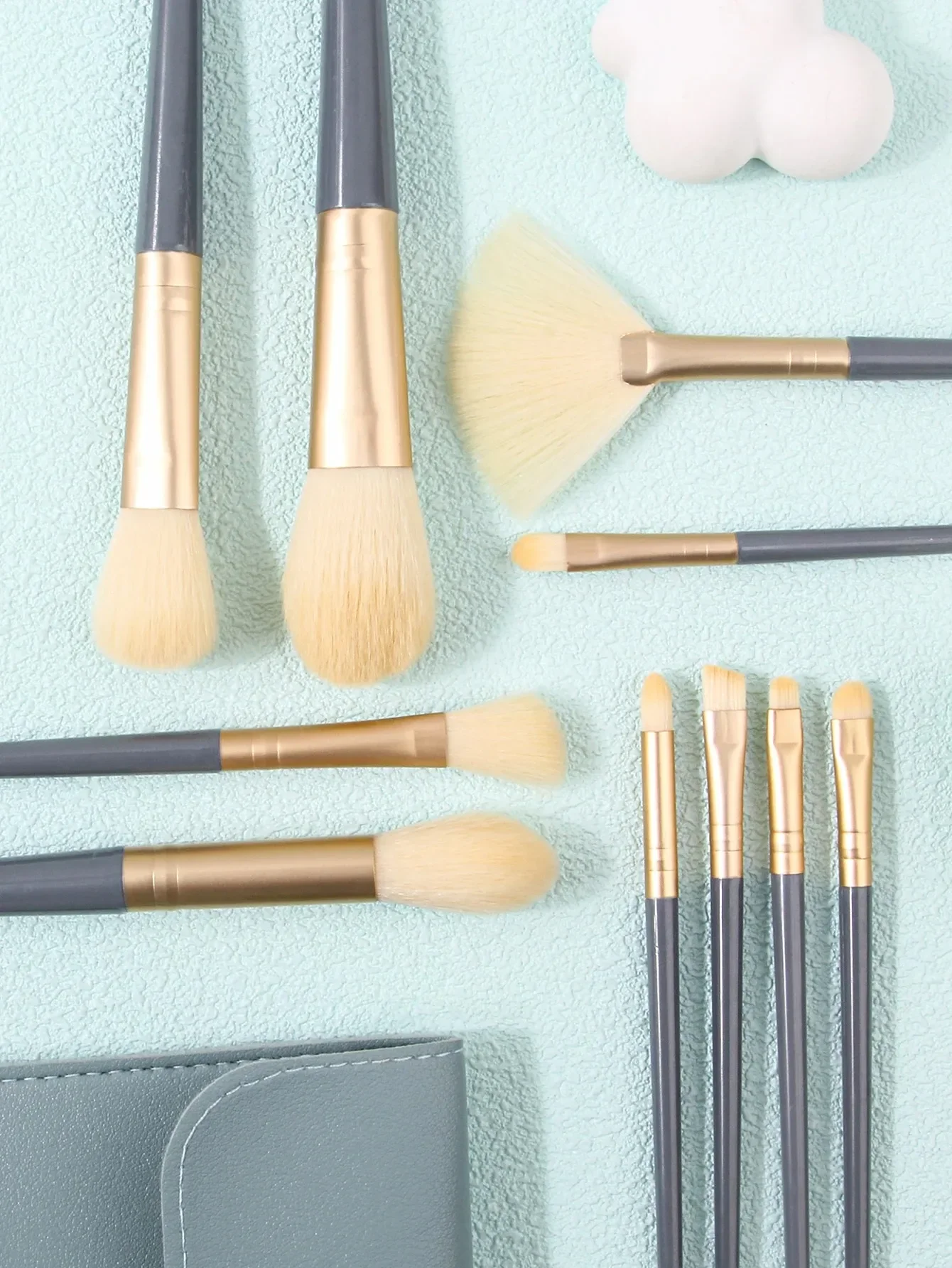 PRO 10-make-upborstelset - Vegan Cosmetics Brushes Kit voor foundation, concealer, blozen, oogschaduw, markeerstift, professionele mak