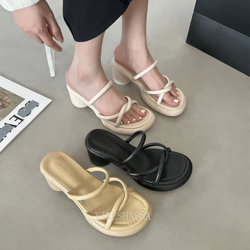 Sandal Wanita Mode Musim Panas 2024 Sandal hak tebal ujung terbuka elegan Sandal wanita luar ruangan Sandal sepatu mewah