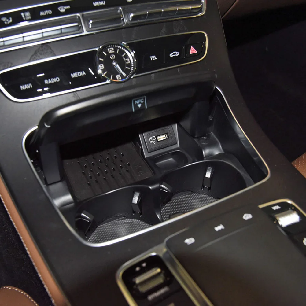 لمرسيدس بنز E Class W213 2015-2020 منفضة سجائر السيارة حامل أكواب الماء الكهربائي قطاع الكسوة إطار الكروم تصفيح حلقة الكسوة