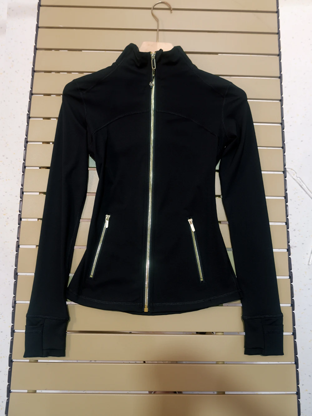 Neue Version der Gold-Reißverschluss-Slimming-Jacke, Yoga-Jacke mit Stehkragen, Slim Fit, schnelltrocknend, dünne Sportversion – Detail 2