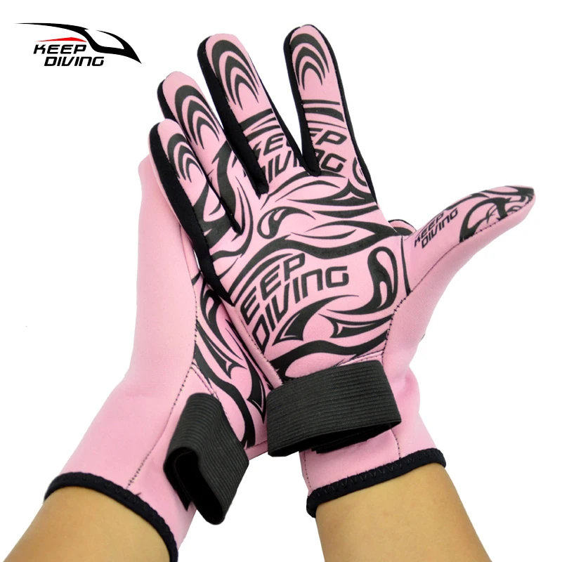 Thumbnail 2 - #9 Latest Swim Gloves Updates