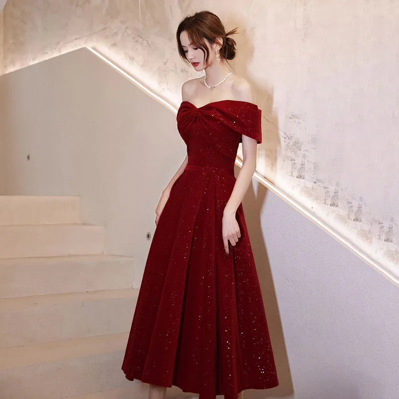 DongCMY – robe de bal asymétrique épaule dénudée, col bateau, robe Boho de fiançailles, tenue habituelle élégante, rouge, robes de soirée pour femmes, nouvelle collection 2025