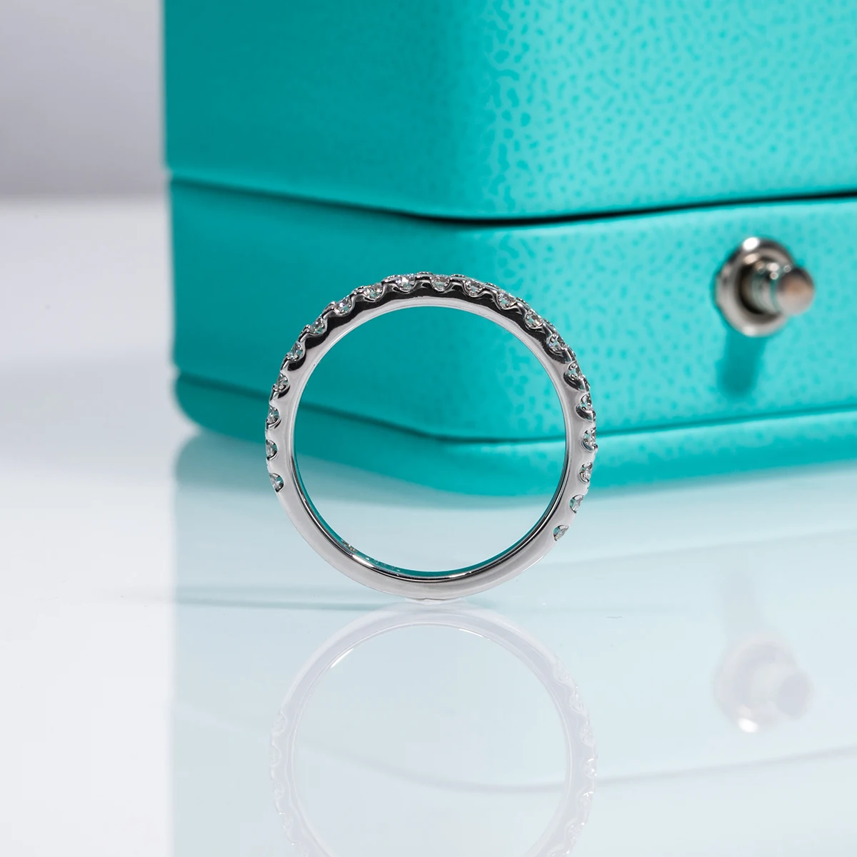 AnuJewel Großhandel 1,9MM D-Farbe Moissanit-Diamant-Bandring 18K Vergoldeter Silber-Ehering Schmuck für Frauen – Detail 2