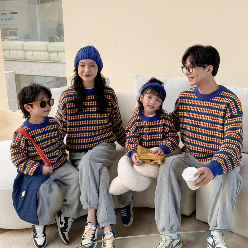 

Fried Street Parent-child 2022 Autumn and Winter New Fashion All Family Mother Daughter Mother Son Knitwear