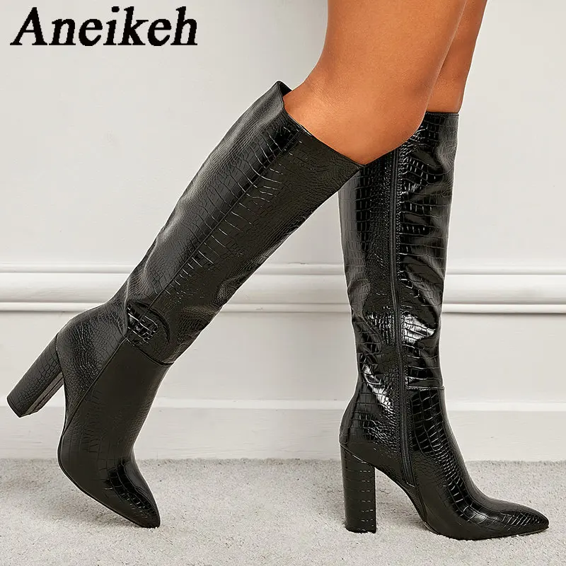 Aneikeh Women's Pointed Thick Heels Knee Long Boots 2024 Spring/Autumn Patent Leather Crocodile Pattern Panel Side Zipper Boots