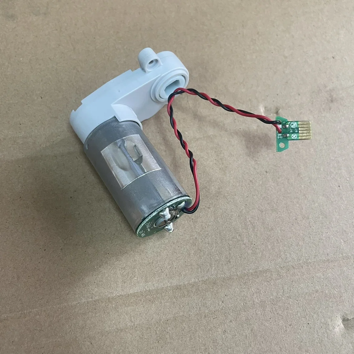 Suitable for roborock sweeping robot S50 S51 S55 main brush motor roller brush motor S5 Max T6