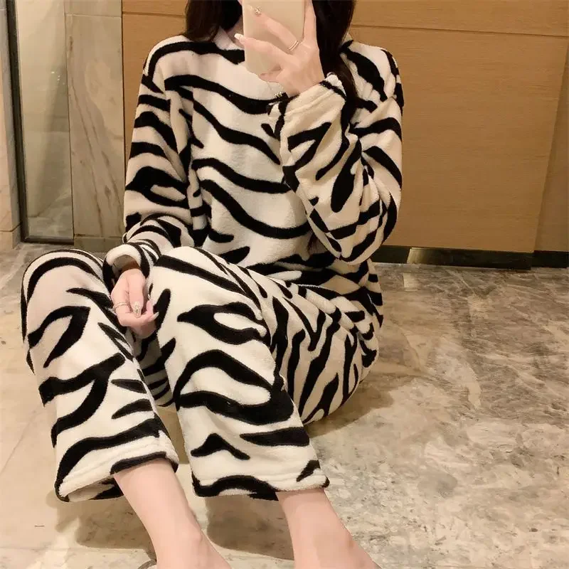 Zebra Stripes Sleepwear Winter Women Pajama Sets Fleece Pants Sets 2 Pieces Piiama Long Sleeve Warm Home Suit Korean Night Wears