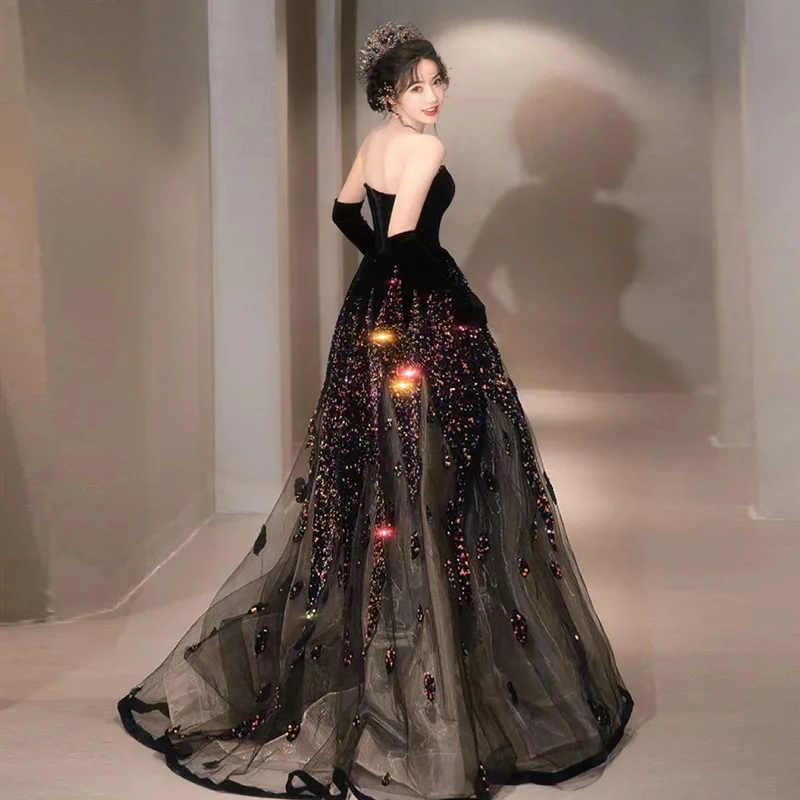 Novo vestido de noite sem alças, saia longa, sentido sofisticado feminino, socialite de banquete, anfitrião sofisticado, exame de arte vocal, cauda preta