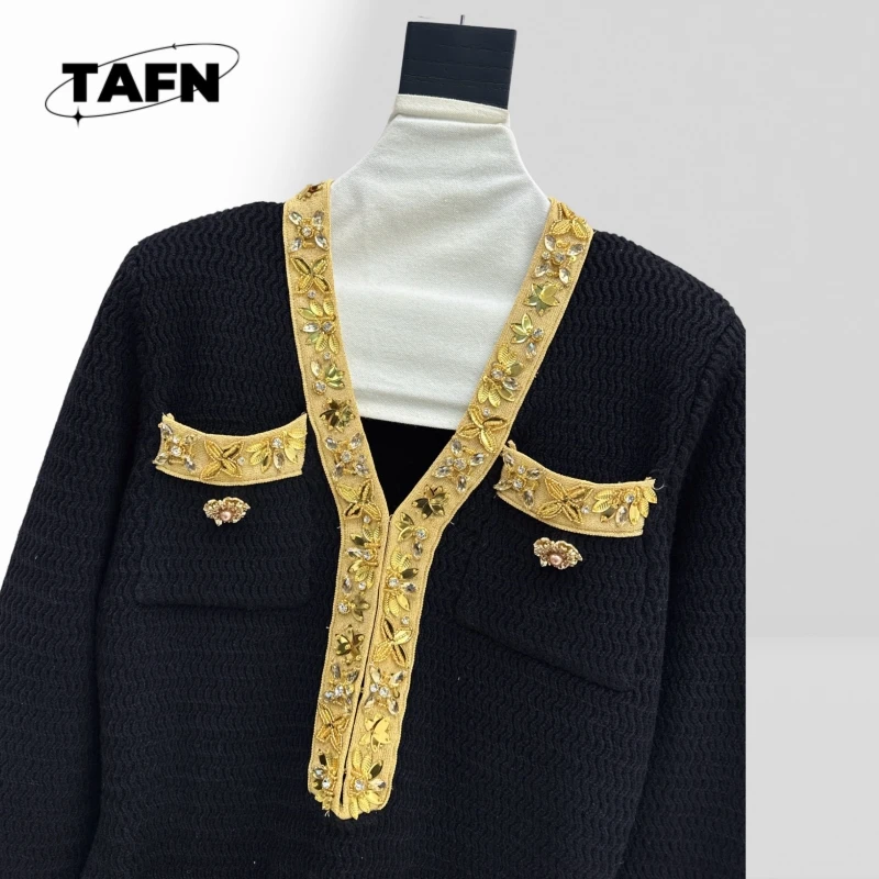 25 Popular Style Cashmere Warm Banquet Ladies Dress Printing Stylish V-neck Fashion Simple and Beautiful TrendA25316    