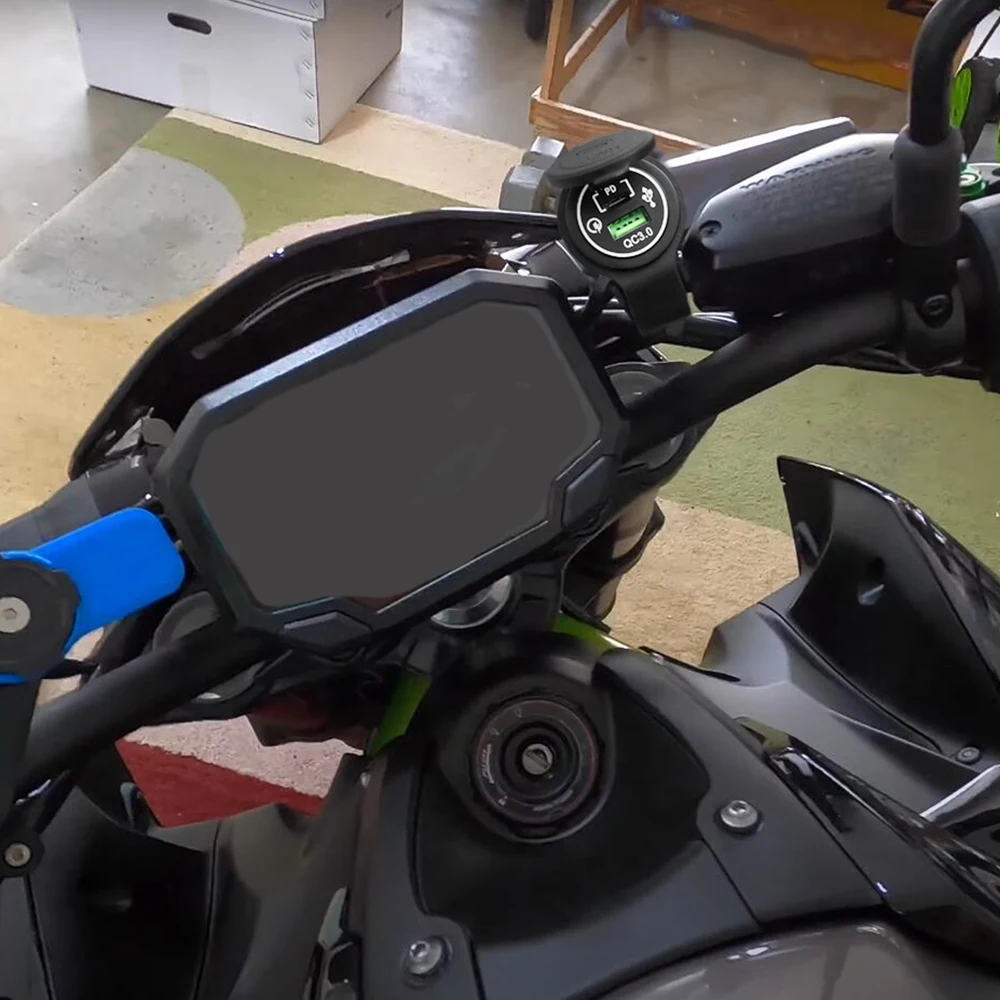 Fast Charger PD TYPE-C USB Port Kit Fits Kawasaki Z900 2017-Current
