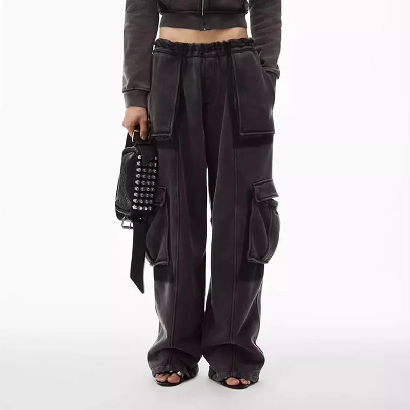 سترة نسائية بسحاب قصيرة من القماش بحلقات من Alexandra Wang بالإضافة إلى مجموعة سراويل عمل كبيرة الحجم وسراويل طويلة #5