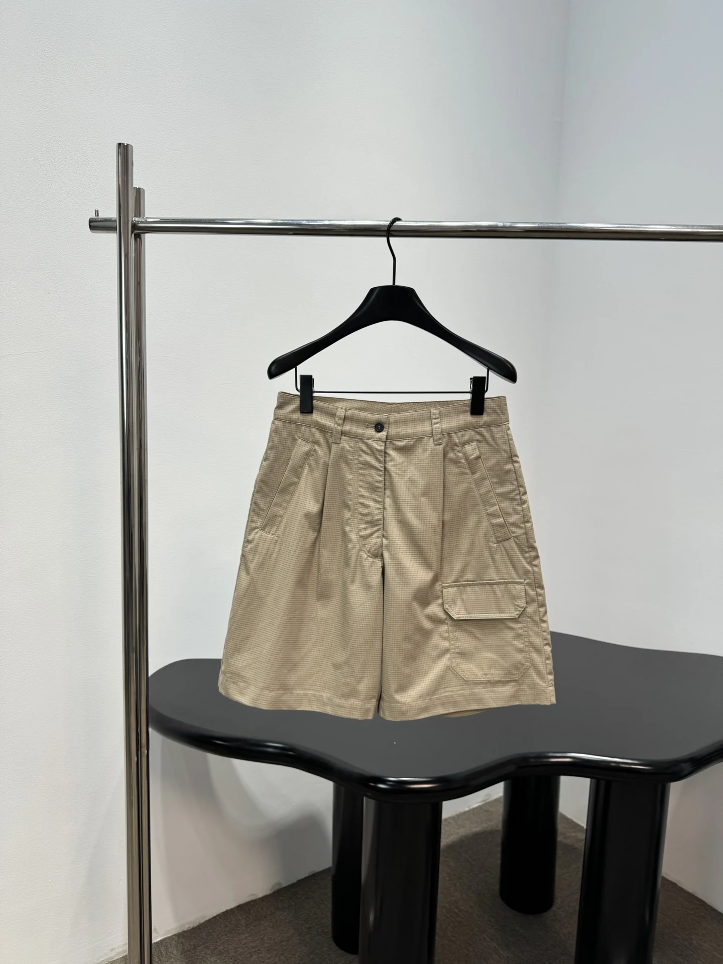 

Женские повседневные хлопковые шорты цвета хаки с множеством карманов, летние, универсальные, для работы и повседневной носки, простой стиль, с высокой талией, на пуговицах