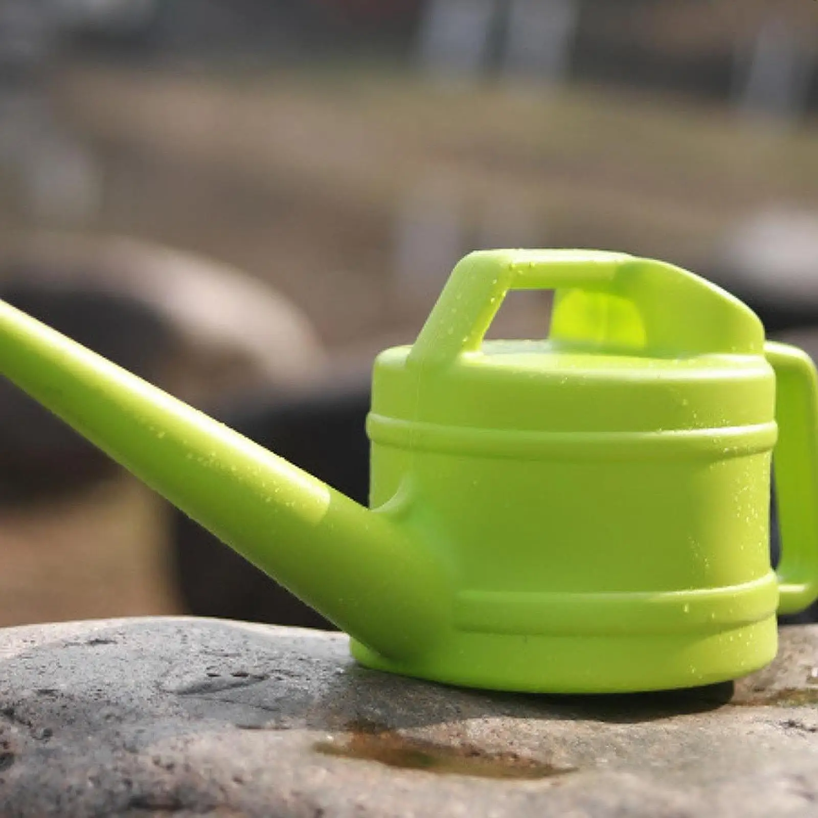 PE Resin Flower Watering Can 2.4L Large Capacity Ergonomic Pot for Indoor Outdoor Plants Garden Watering Tool