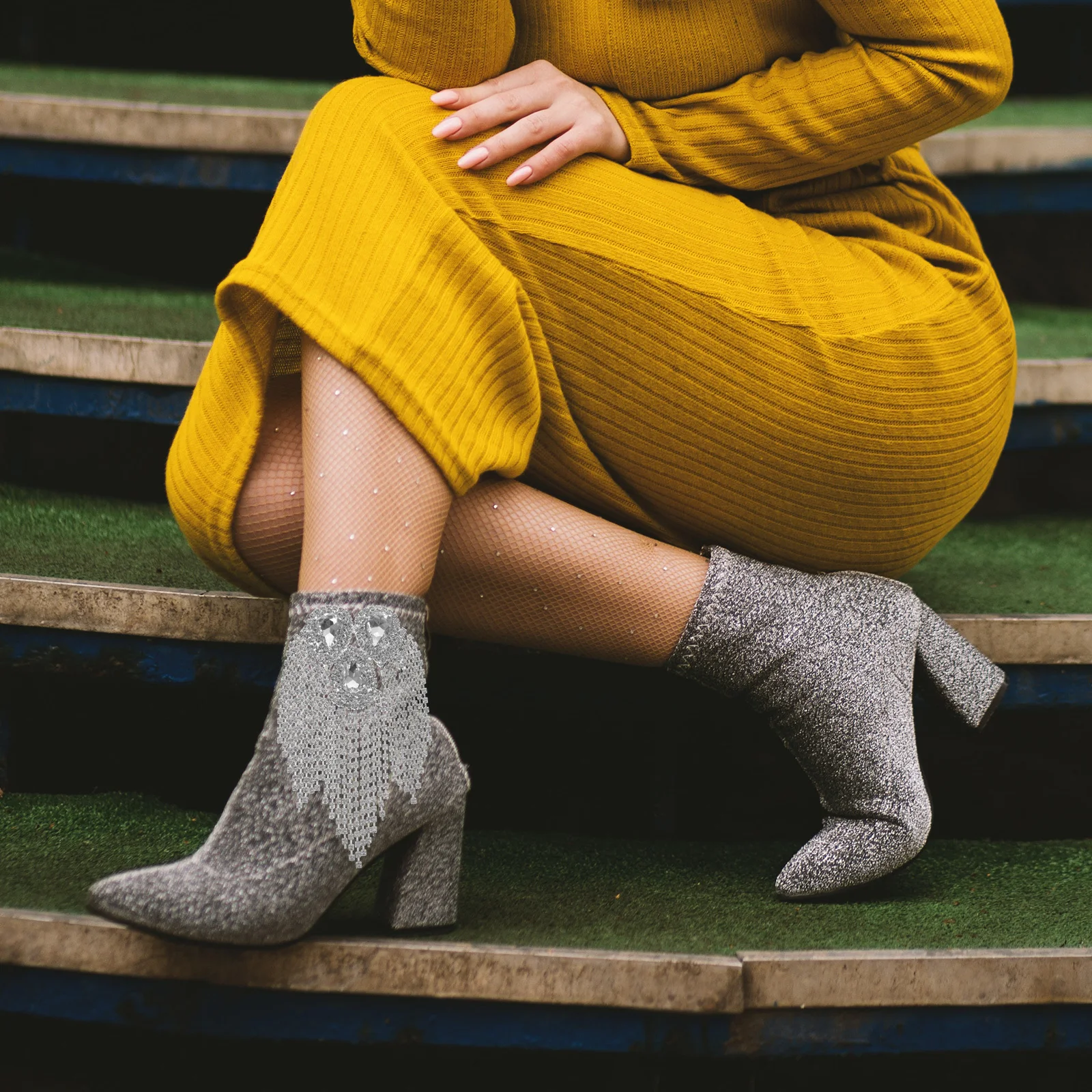 

Alloy Crystal Tassel Applique Decorative Clothing Patches for Skirts Dress Handbag Ornament Applique Patches