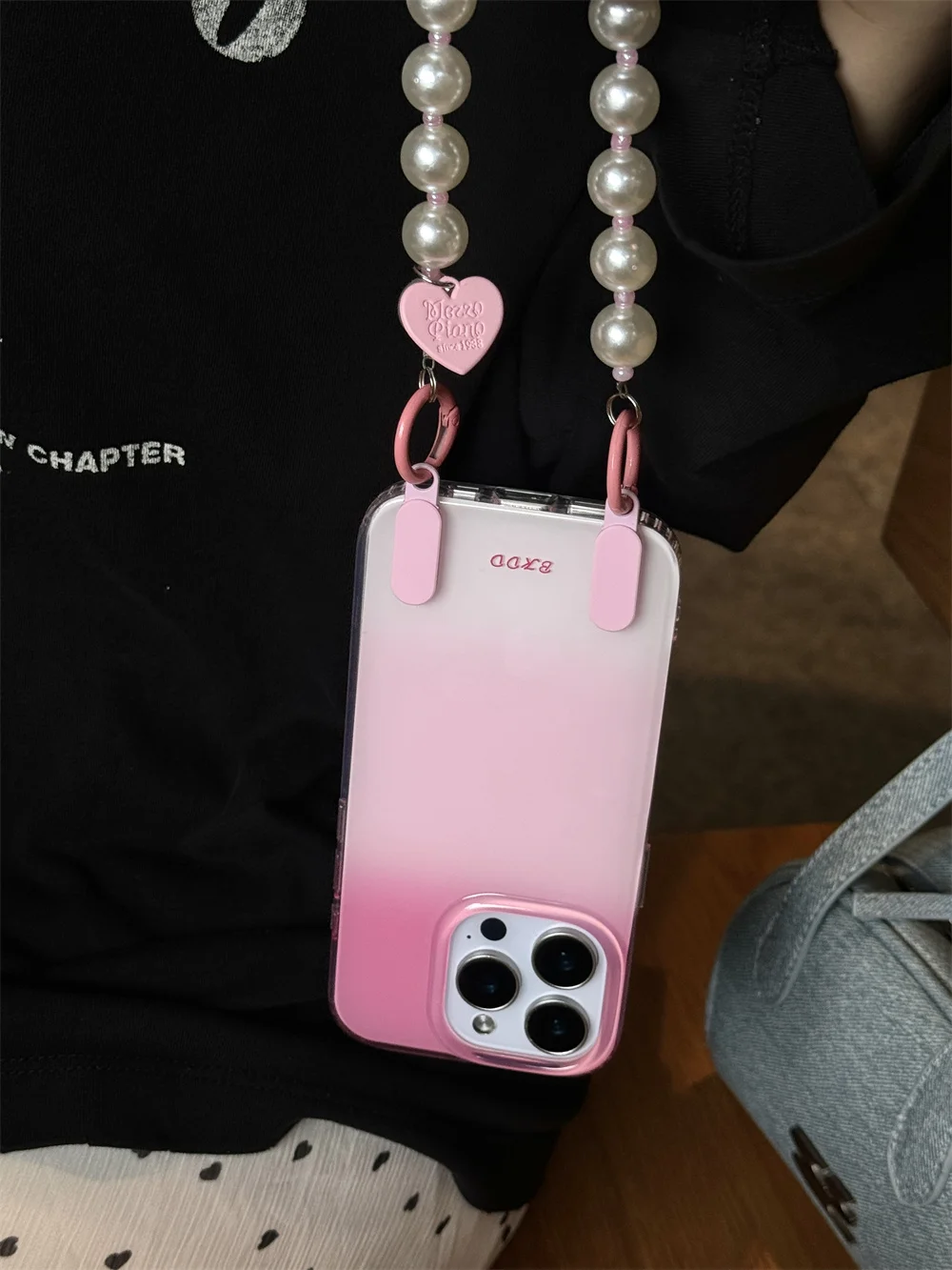 Różowe etui na telefon w kształcie serca z gradientem, pasujące do iPhone 16 Pro 15 14 13 Pro Max, z podstawką i bransoletką, pasujące do Magsa.