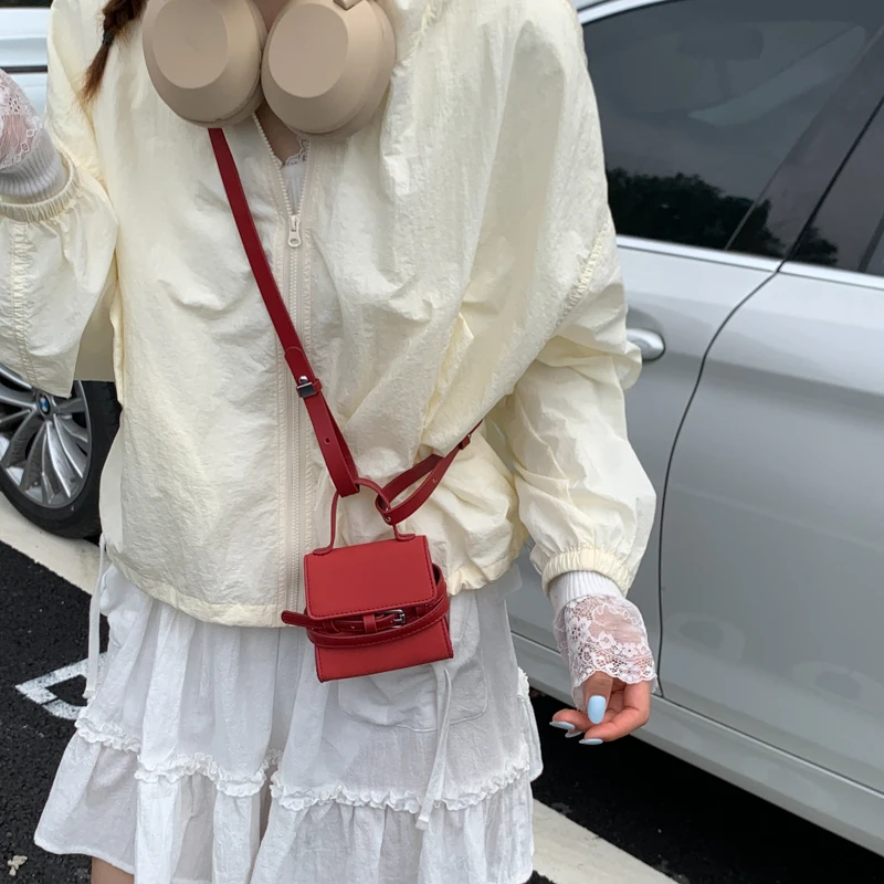 mini-bolsa-feminina-nova-couro-do-plutonio-crossbody-pequeno-quadrado-saco-fone-de-ouvido-porta-envelope-vermelho-high-end-design-cor-solida-saco-portatil