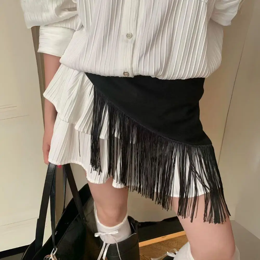 เข็มขัดผู้หญิงปี 2025 แบบมีพู่กว้าง สไตล์เรโทร ทรงสามเหลี่ยม แต่งพู่ห้อย แนวคอร์เซ็ท สไตล์สาวแซ่บ Y2K แฟชั่น เข็มขัดตกแต่ง กระโปรงผ้าม่าน