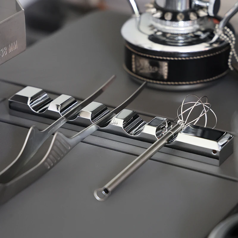 

Outdoor Camping Chopstick Holder Mirror Surface Camping Multifunctional Desktop Tableware Holder Metal Tray BBQ Clip Tray