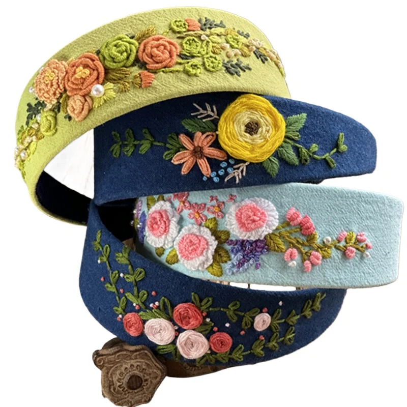 

Fabric Pure Hand-embroidered Ethnic Style Embroidered Wide-brimmed Headband