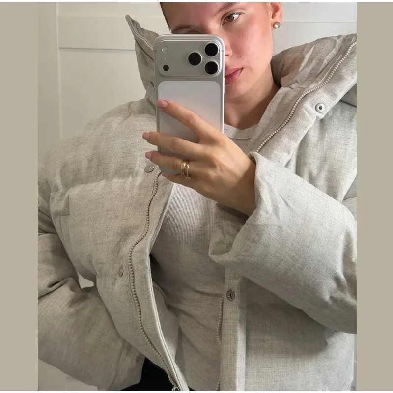 Winter Women's Cropped Padded Coats Hooded Stand Zip-up Full Sleeve Short Puffy Cotton Jacket 2026 Warm Casual Solid Outwear