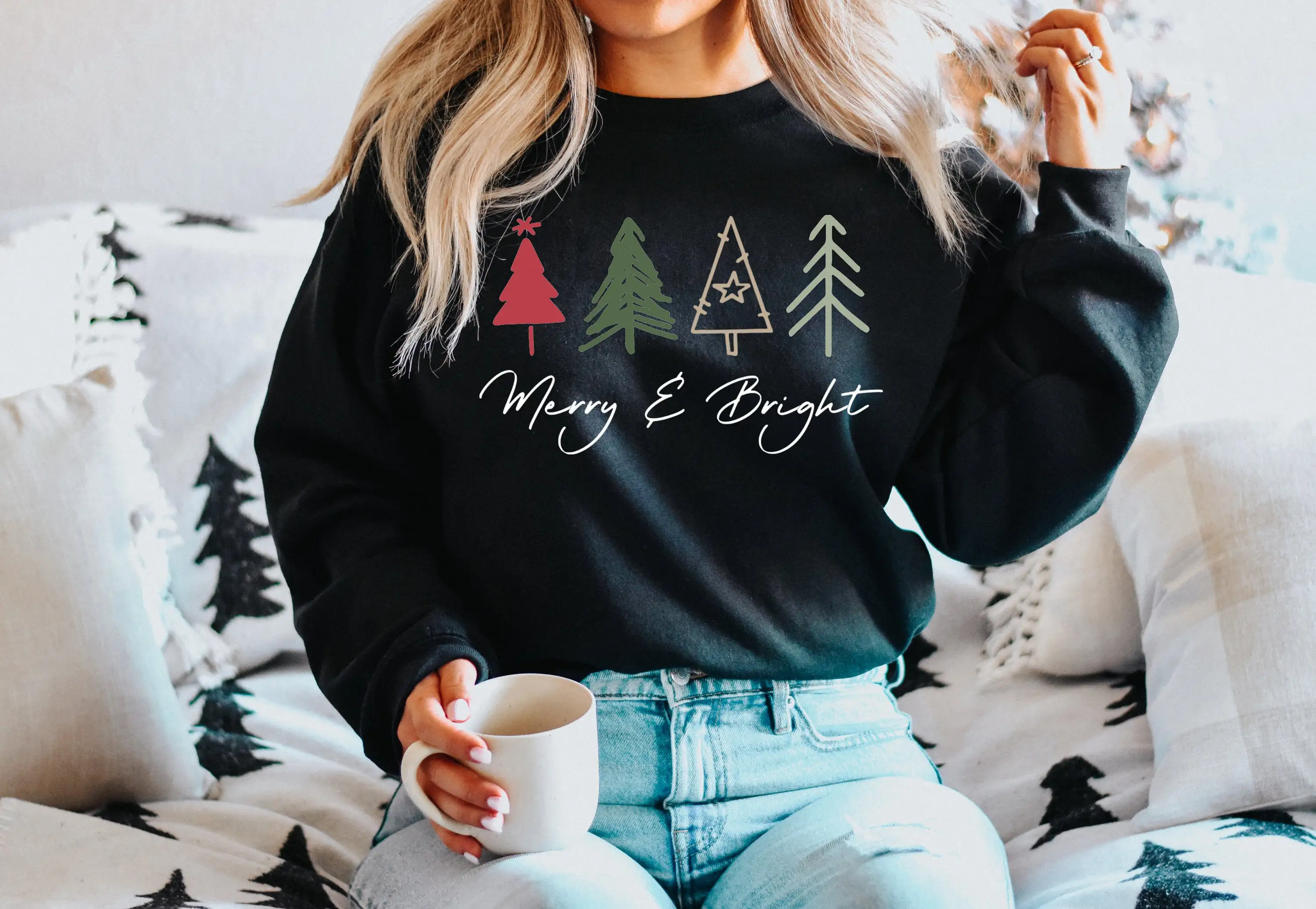 

Merry and Bright Christmas Women Sweatshirt 2023 The Modern Christmas Female Sweater Outdoors All-match Christmas Girl Clothes