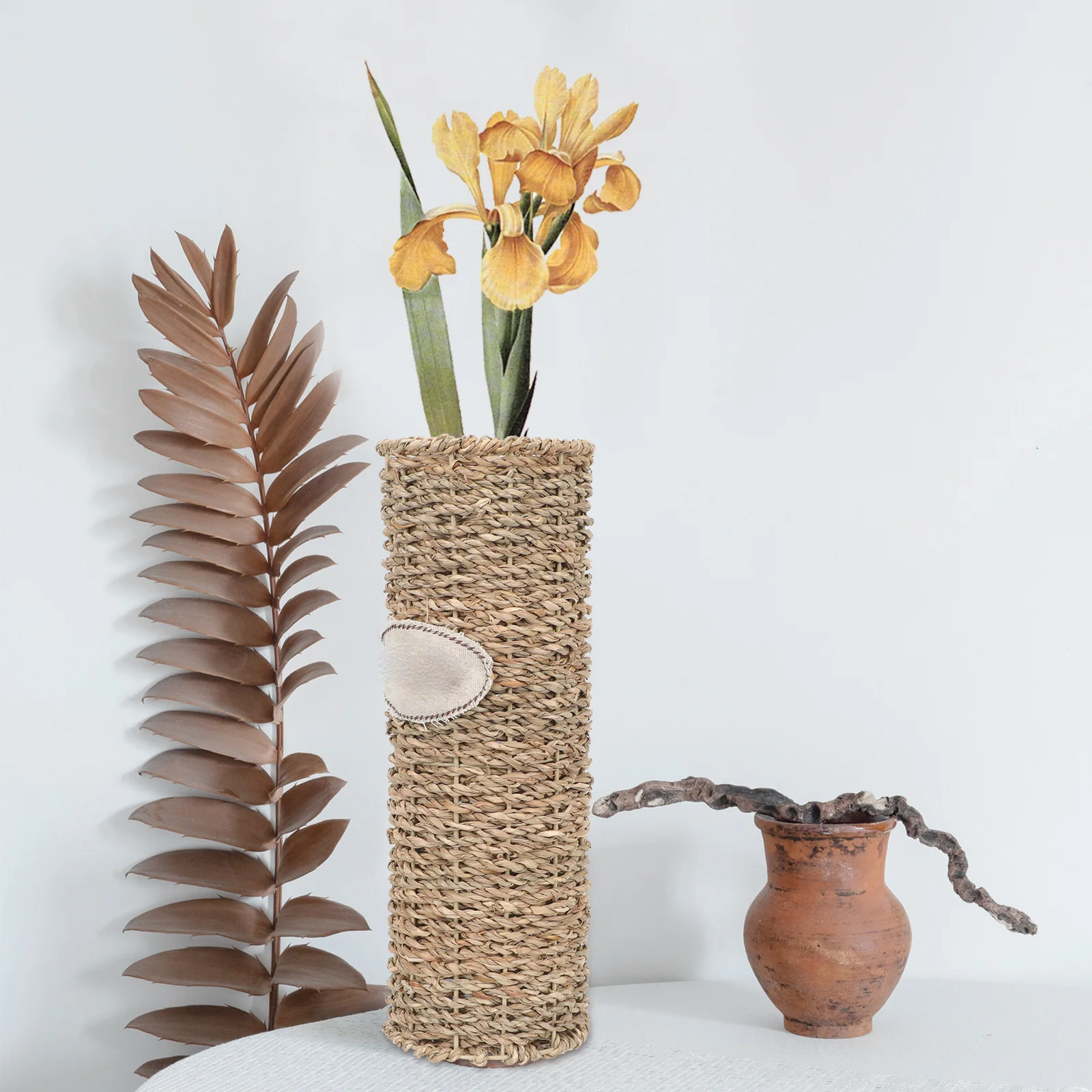 

Simple Natural Woven Vase Thick Rattan Craftsmanship for Fake Flowers Environment Decor Photo Prop Living Space Upgrade
