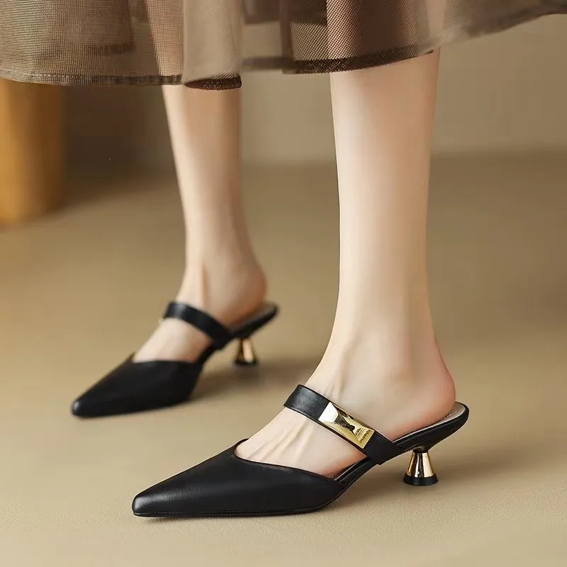 2025 Women Kitten Heels Mules Golden Rivet Pointed Toe Summer Sandals Fashion Beige Ladies Casual Med Heels Shoes