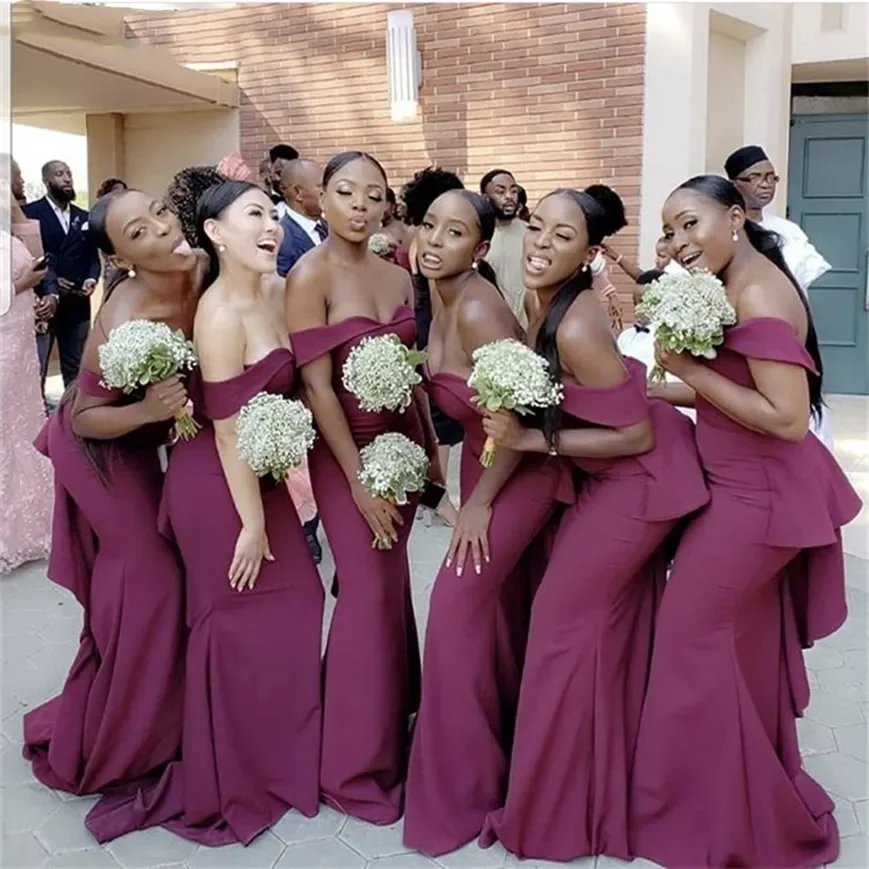 

Sexy Burgundy Mermaid Bridesmaid Dresses Off-Shoulder Floor-Length Sweep Train Satin long Backless Wedding Party Events