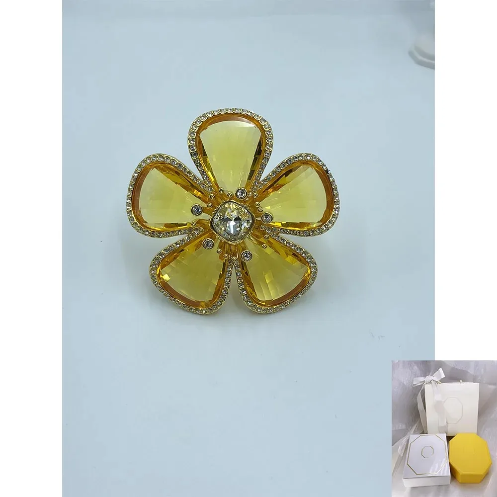 Nueva moda, superventas, flor amarilla, dije de cristal, anillo exquisito para mujer, regalo de vacaciones romántico