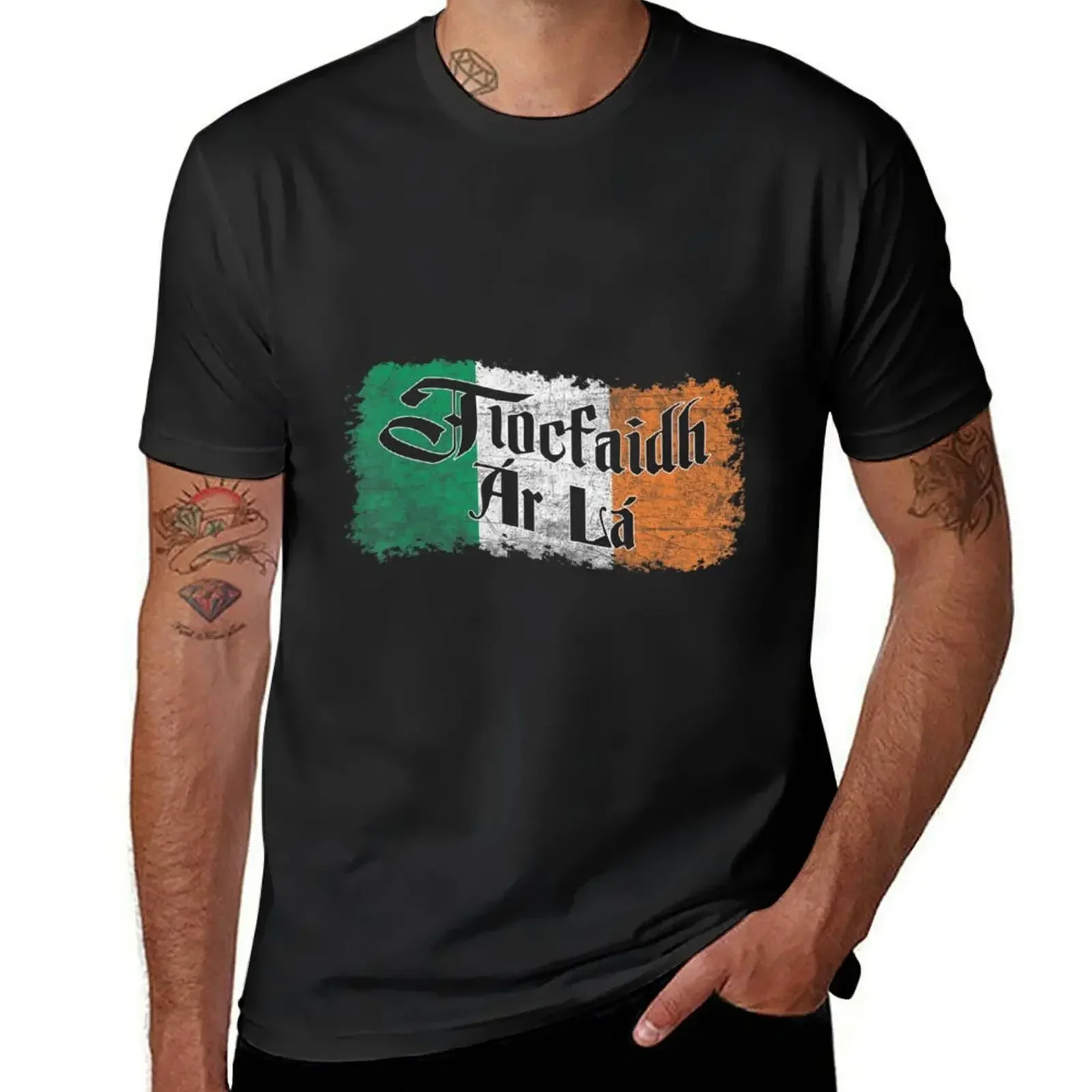 

Tiocfaidh Ar La Vintage Ireland Irish Flag T-Shirt vintage clothes customs design your own men graphic t shirts