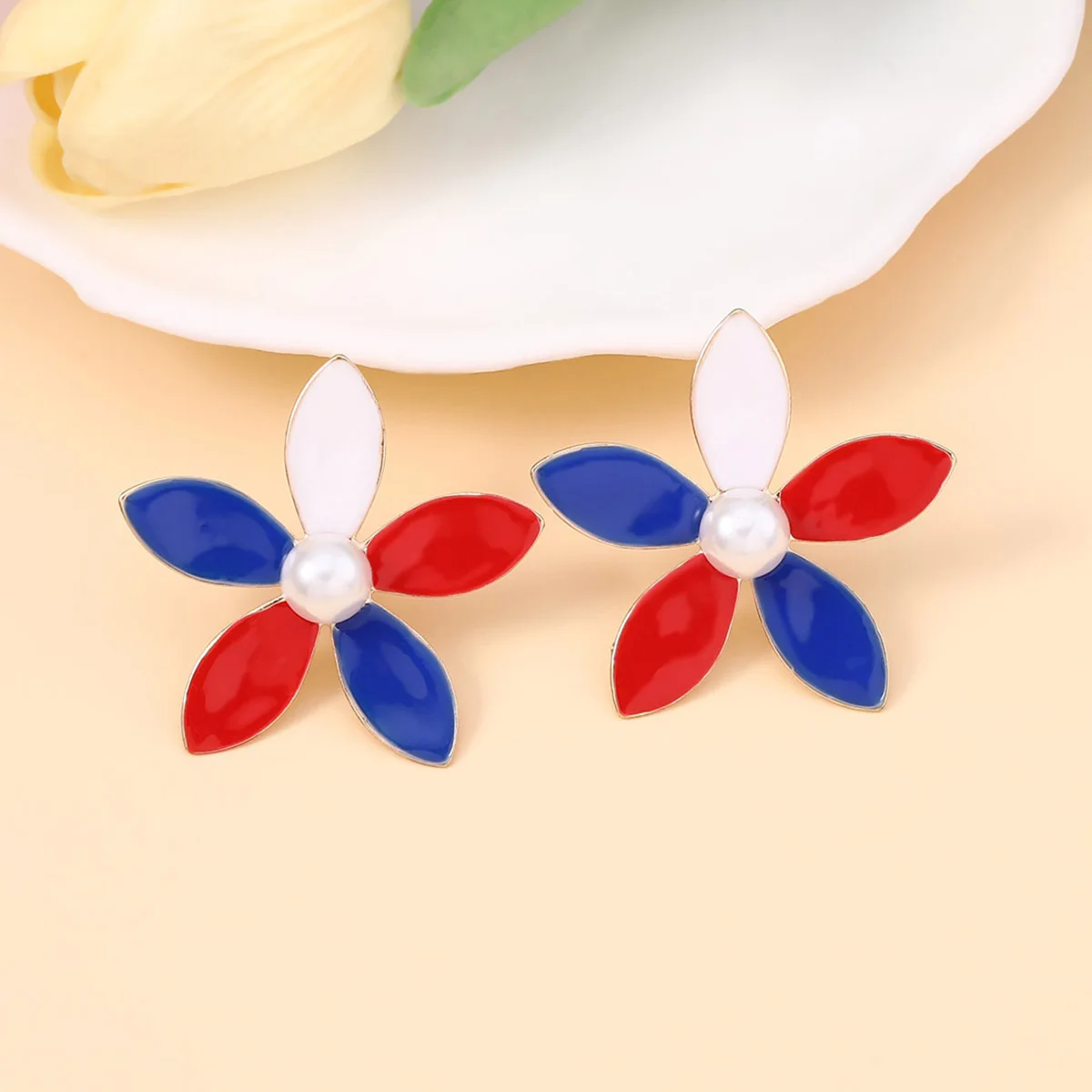 Independence Day flower red, white and blue three-color creative design women's stud earrings American famous style earrings