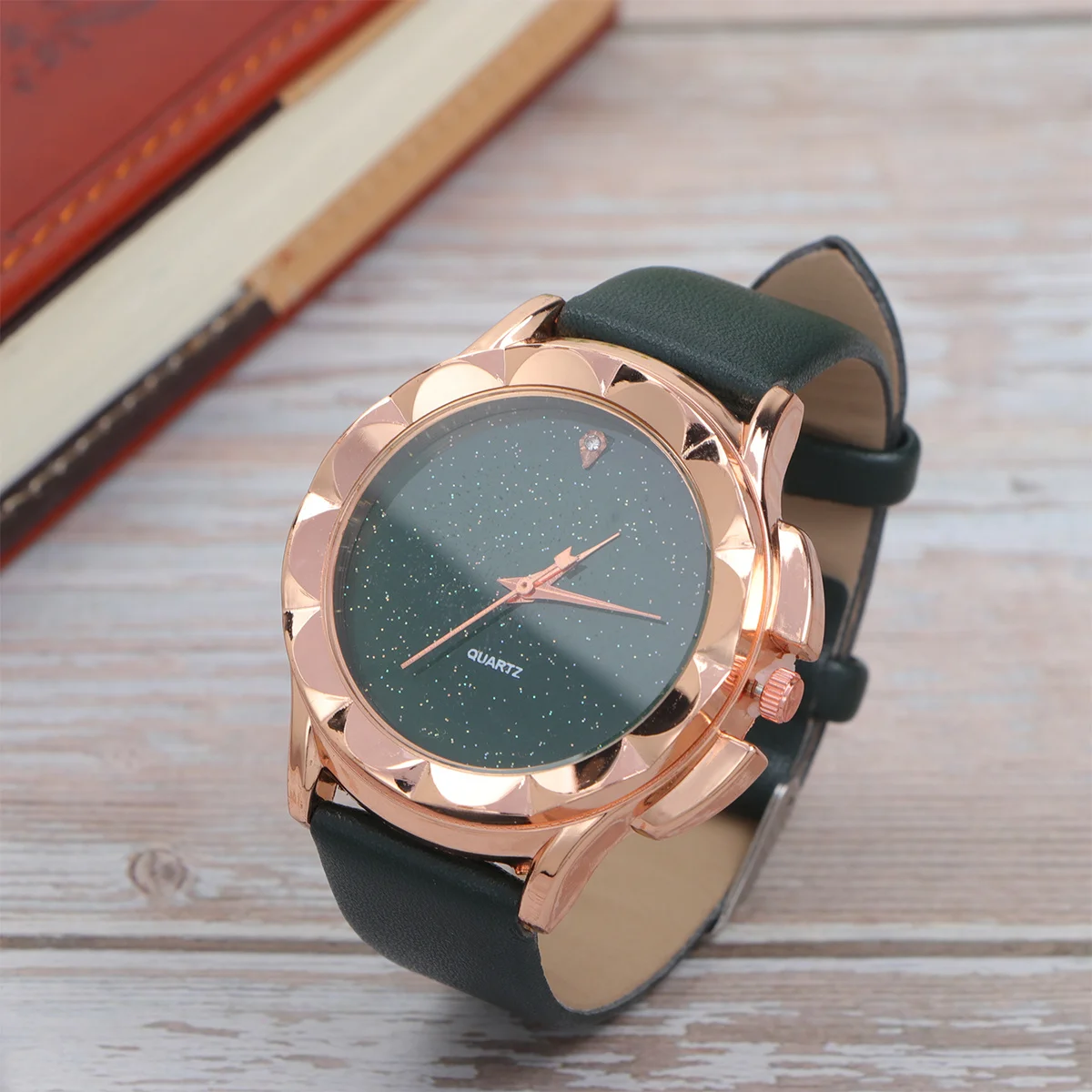 

Women's Sky Black Dial Quartz Watch Elegant Strap Dress Wristwatch Charm Gift Quartz Watch Women Watches