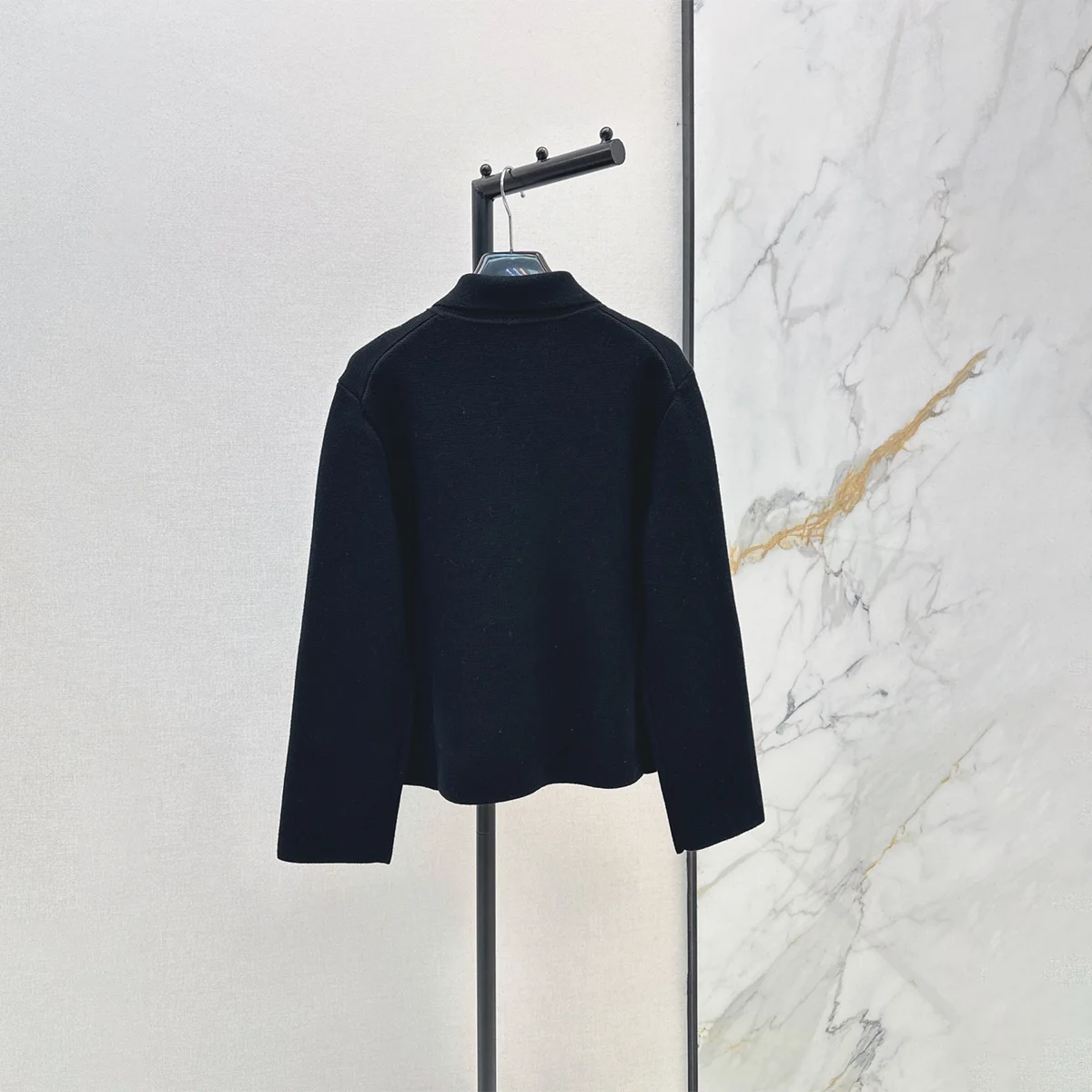 2026 high-quality women's black lapel textured short jacket with commuting temperament--hb725