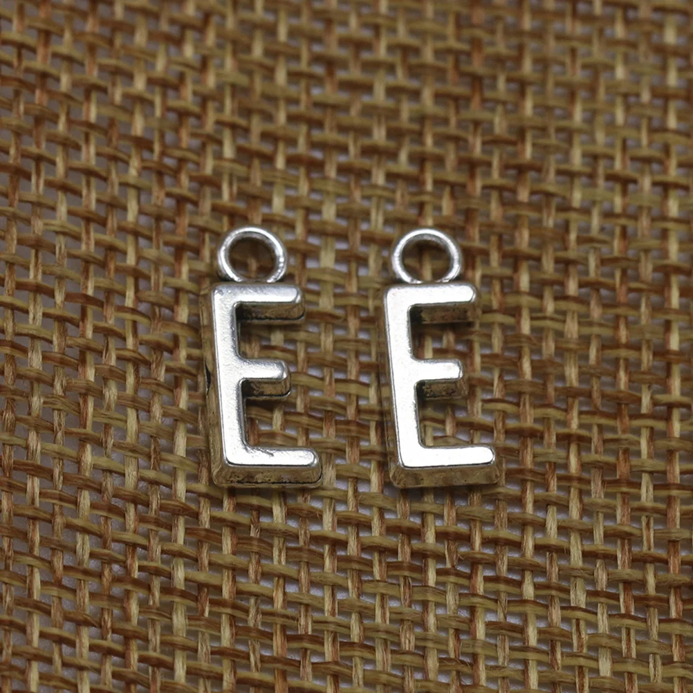 

50 шт., подвески из сплава, английские буквы, сделай сам, аксессуары для изготовления ювелирных изделий для ожерелья, браслета, серебряного цвета