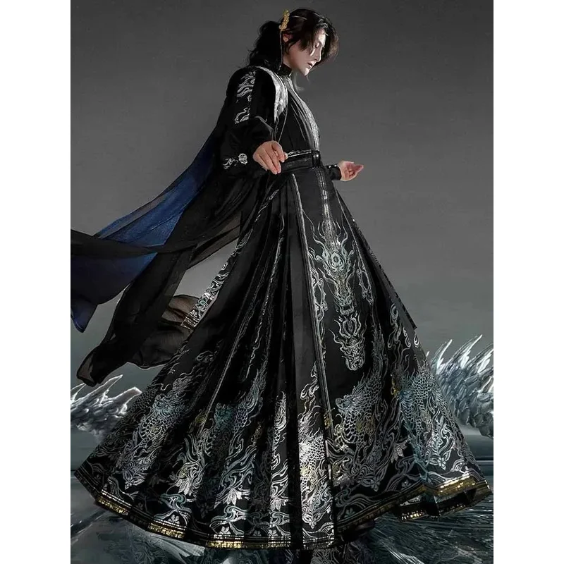 حجم كبير 2XL الصينية الحصان الوجه تنورة مجموعة الرجال موضة جديدة الذهبي الأسود والأزرق مطوي تنورة قمصان سوداء للنساء حجم كبير