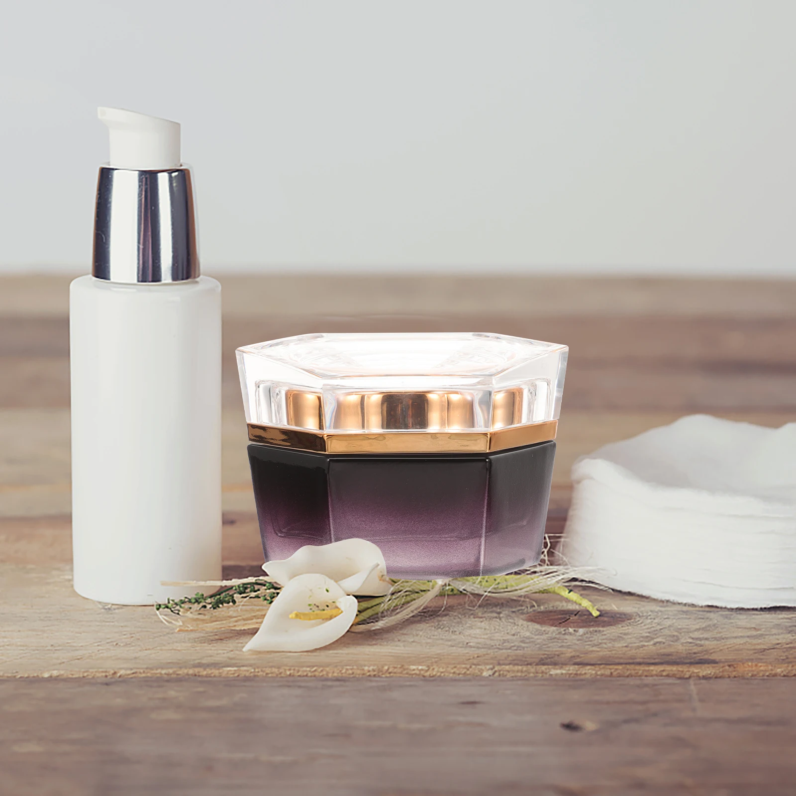 

Travel Container Glass Cream Jar 20g Leakproof Reusable Jar for Lotion Moisturizer Small Glass Jars with Lids