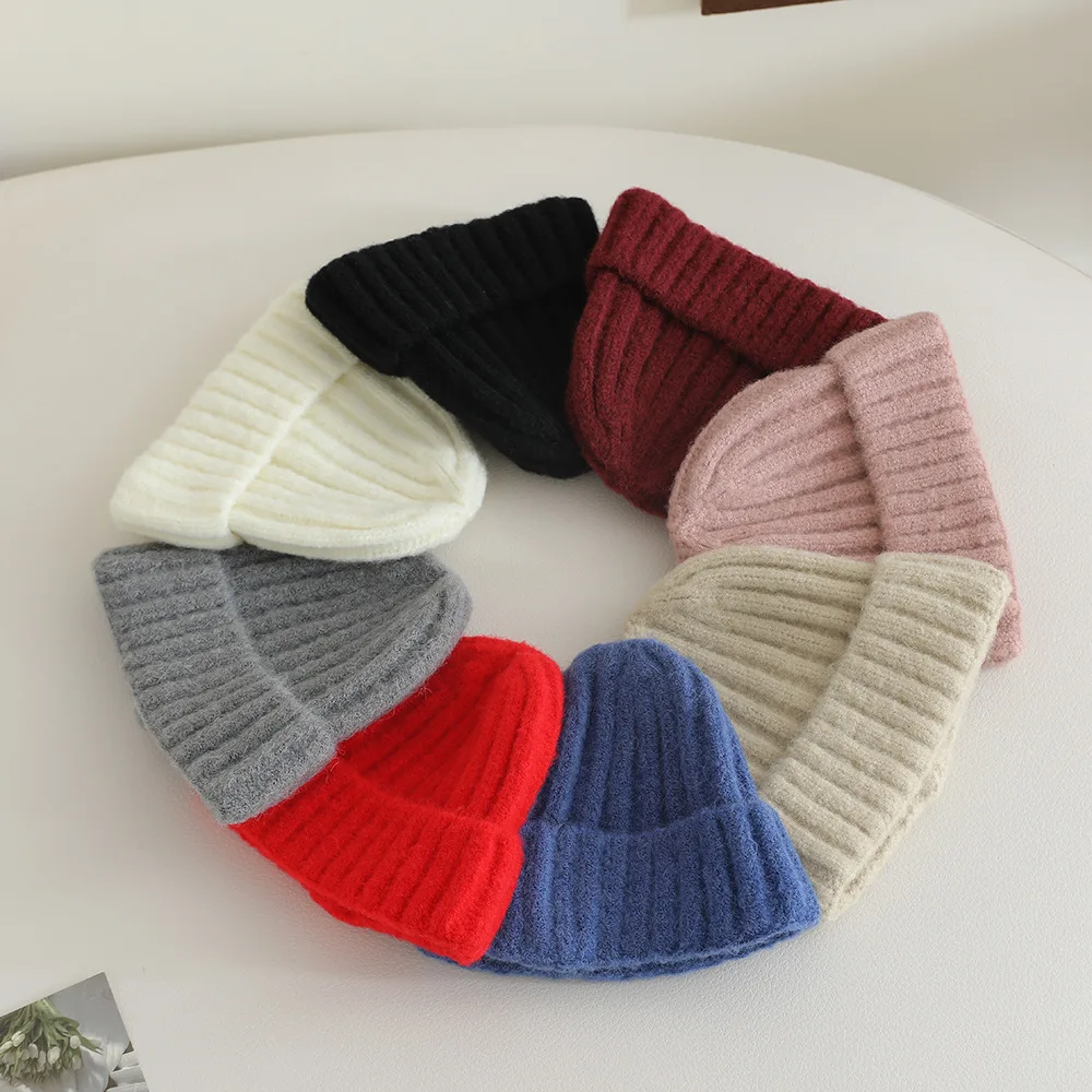 قبعات الشتاء للأطفال الفتيات الفتيان الاطفال قبعة صغيرة محبوكة لون الحلوى الصلبة مخطط الدفء الكورية نمط قبعات بونيه عادية جديد
