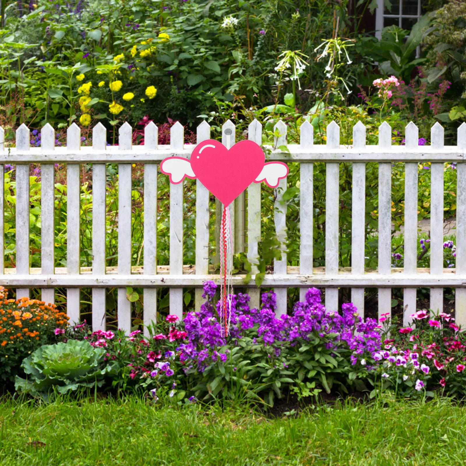 

Pink Heart Valentines Day Garden Flag Heart Shape with Tassel Double Sided Printed Outdoor Yard Decoration Party Courtyard 30x16