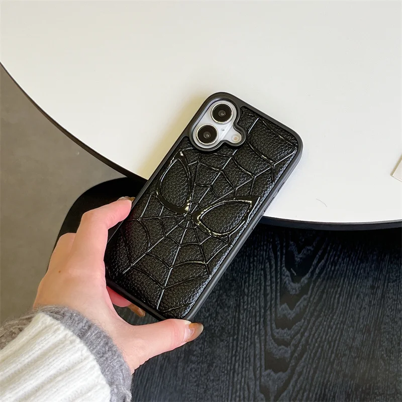 Luxo gravação s-spider-man 3d couro silicone caso de telefone proteção para iphone 16 pro 15 13 14 pro max adorável dos desenhos animados capa