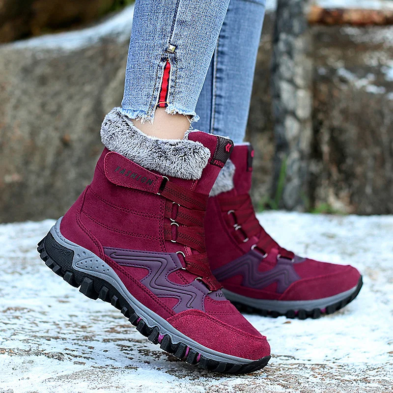 Botas de neve ao ar livre para homens e mulheres, sapatos de algodão confortáveis, tênis de pelúcia quente, resistente ao frio, curto, popular, inverno