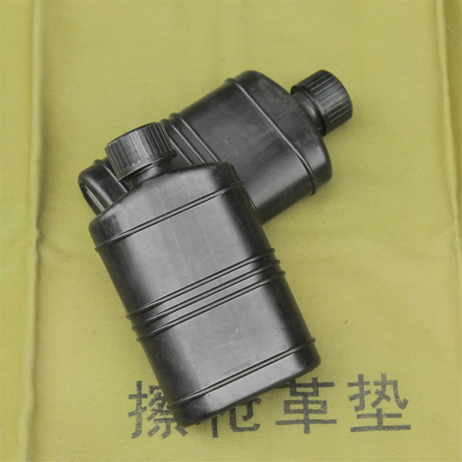 Original Chinese Military Surplus 1990\'s Gun Oil Container Type 89 Machine Gun DSHK Light Weight Empty Oiler Black