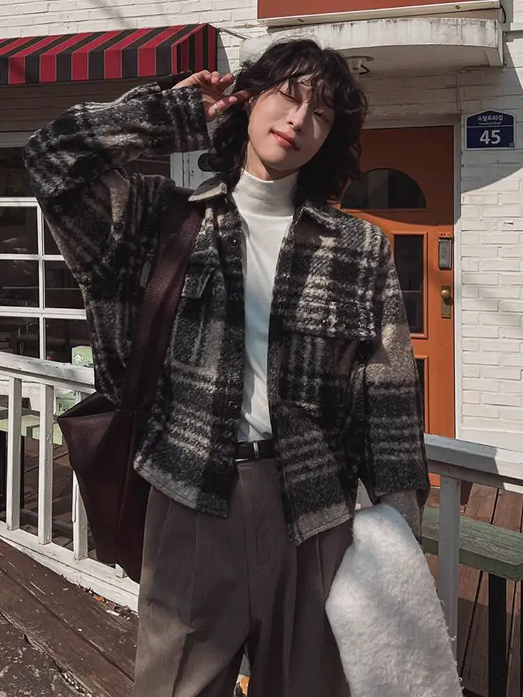 SYUHGFA ملابس رجالية معطف صوفي قصير 2025 الشتاء سميكة الكورية نمط موضة فضفاضة الاتجاه سترة غير رسمية منقوشة الذكور القمم