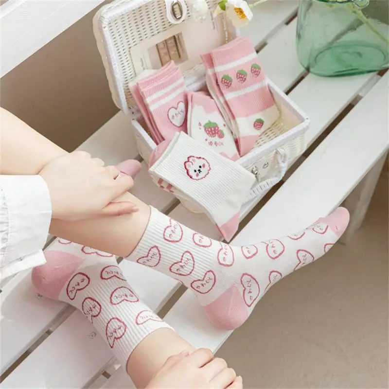 1/2/3SETS Womens -calf Socks Trendy Japanese Style Convenient Cotton Socks Apparel Strawberry Socks Fashion Korean Version