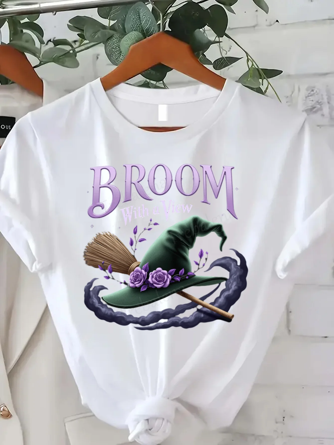 

Round Neck T-shirt Witch Hat Broom T-Shirt Women Plus Size Halloween Magic Cute Graphic Top Short Sleeve Tee Fashion Casual Top