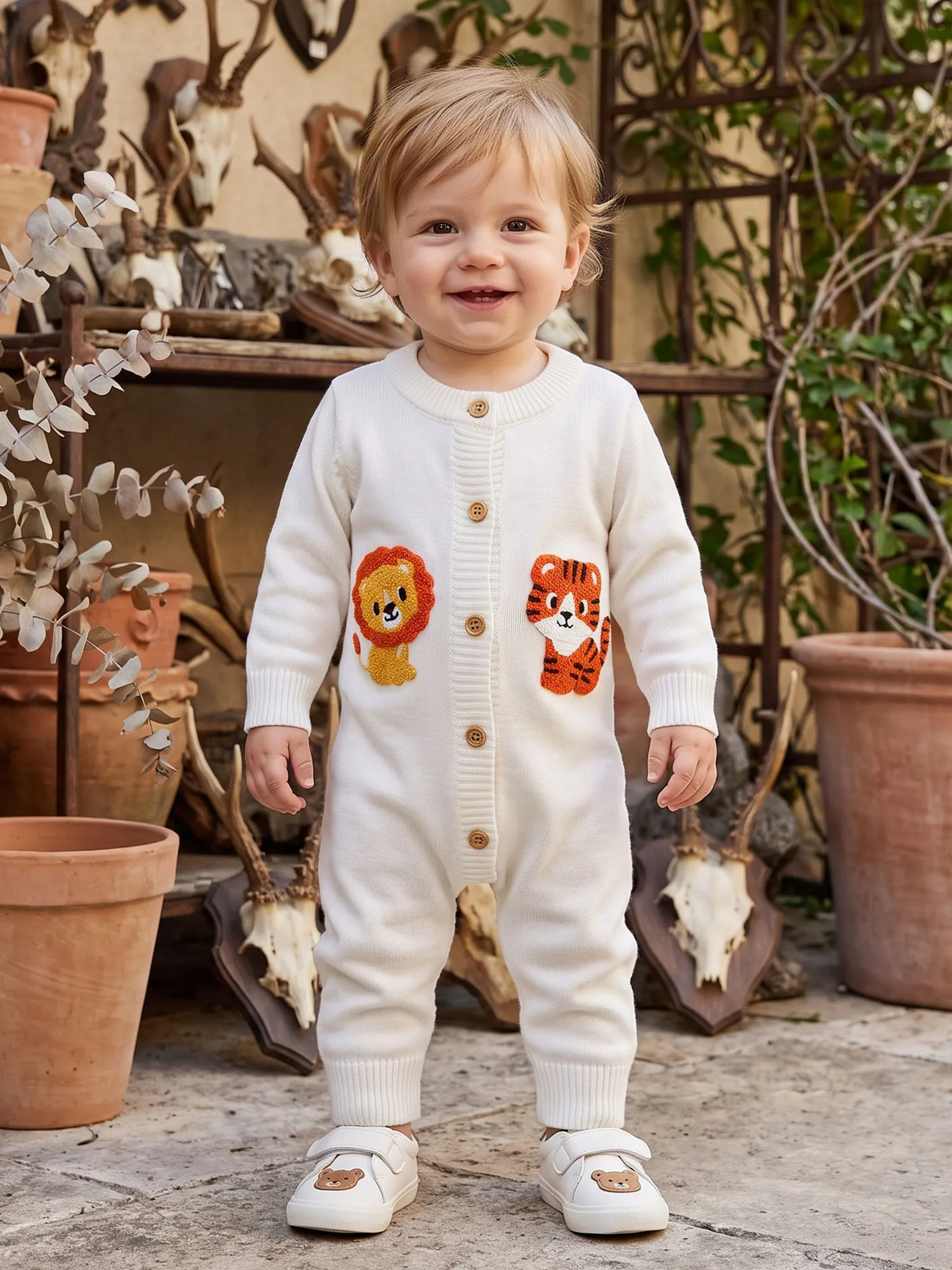Embroidery-Crew Crew Lion Embroidery Crew Neck Embroidery Sweater Romper Lion Bodysuits Knit High Quality Embroidery-Crew Crew