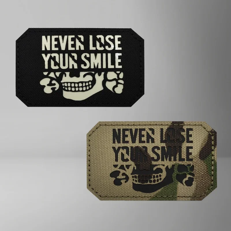 

Never Lose Your Smile Reflective Patch Tactical Morale Badge Hook Loop Armband Military Patches Backpack Accessories Sticker