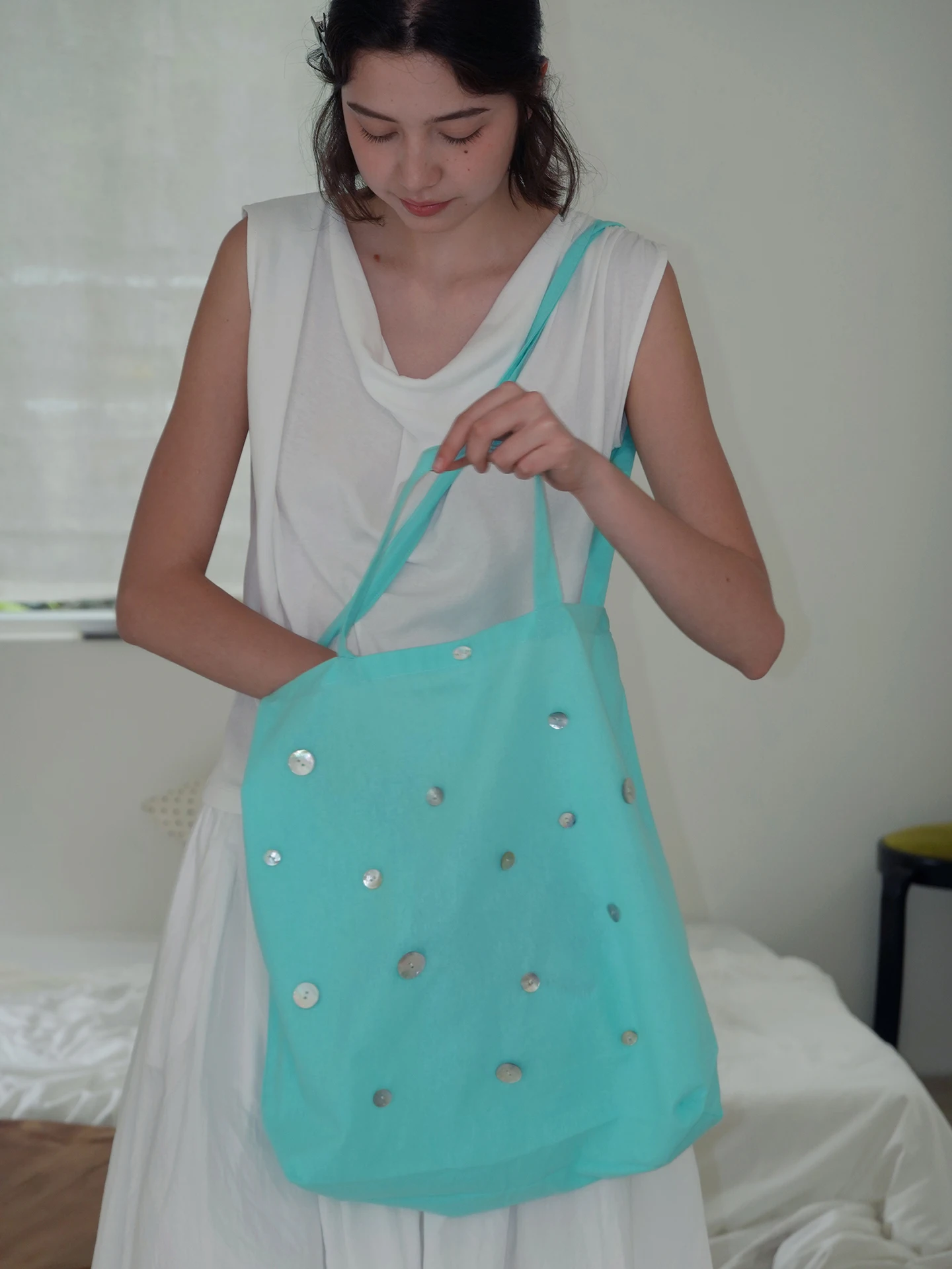 bolso-de-hombro-solweige-hecho-a-mano-decorado-con-botones-de-gran-capacidad-de-algodon-fino-para-viajar-al-trabajo-bolso-de-hombro-individual