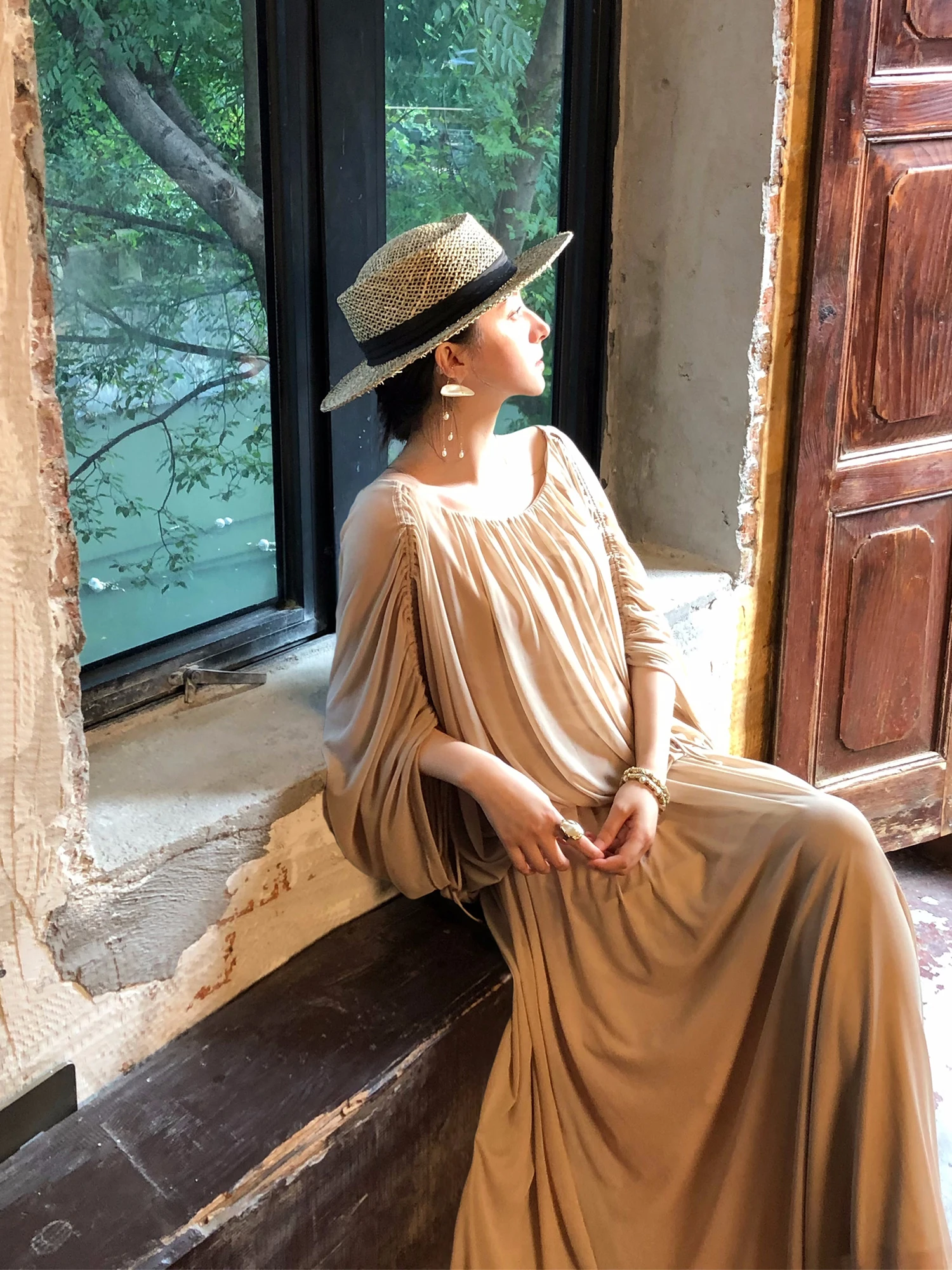 

Ретро-комплект: повседневная свободная юбка А-силуэта с завышенной талией и дышащая футболка средней плотности