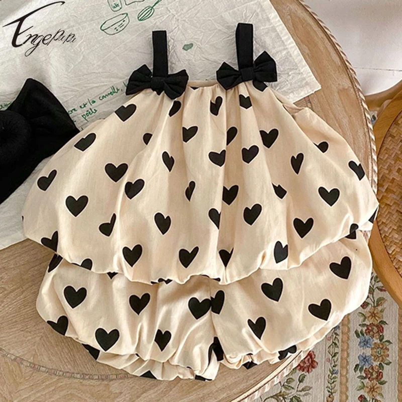 

Girls Summer Suit Infant Sleeveless Top+Bread Shorts 2pcs Baby Girls Printed Love Suit Girls Casual Princess Suit Clothing